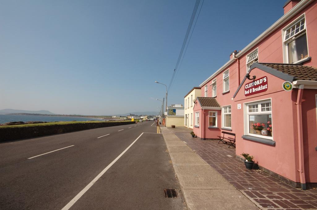 Clifford'S Ocean View B&B Waterville Dış mekan fotoğraf